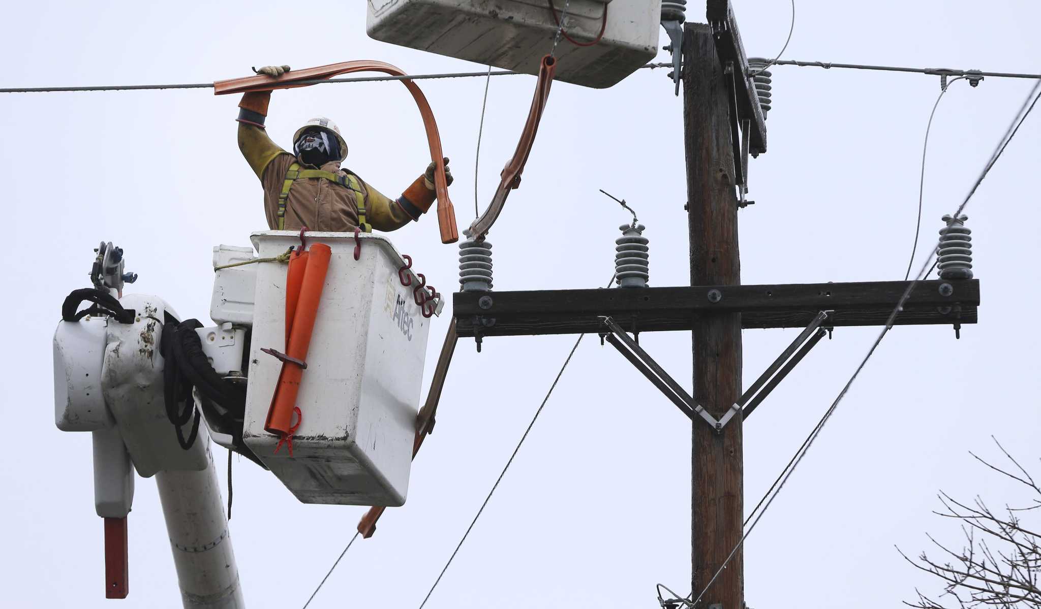 San Antonio outages likely due to pole fires says CPS Energy