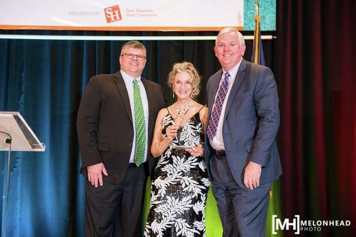 Waggoner, Hall recognized at Conroe Chamber’s Chairman’s Ball