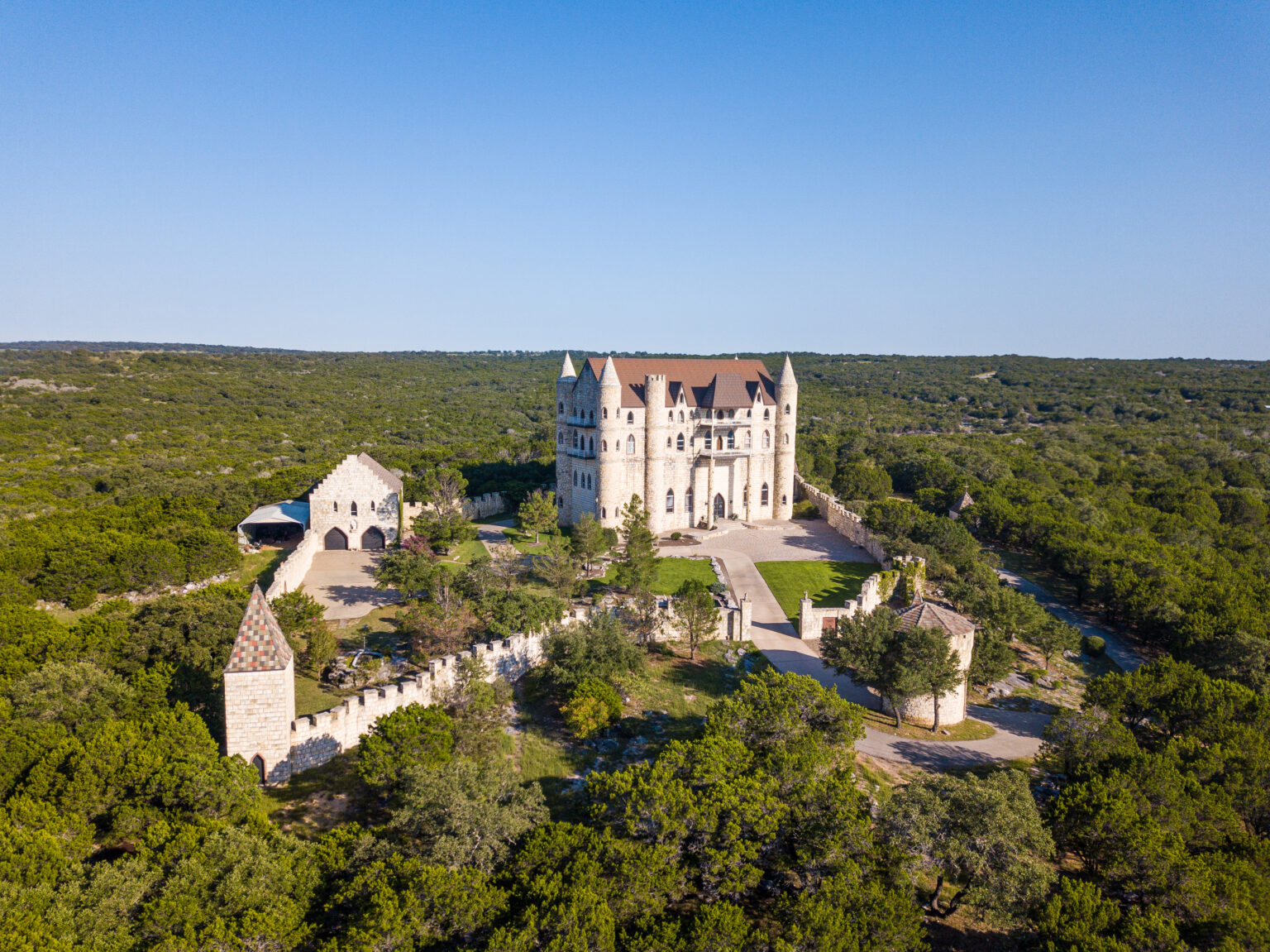 Take a look: Bavarian castle in Texas Hill Country - Vimarsana News