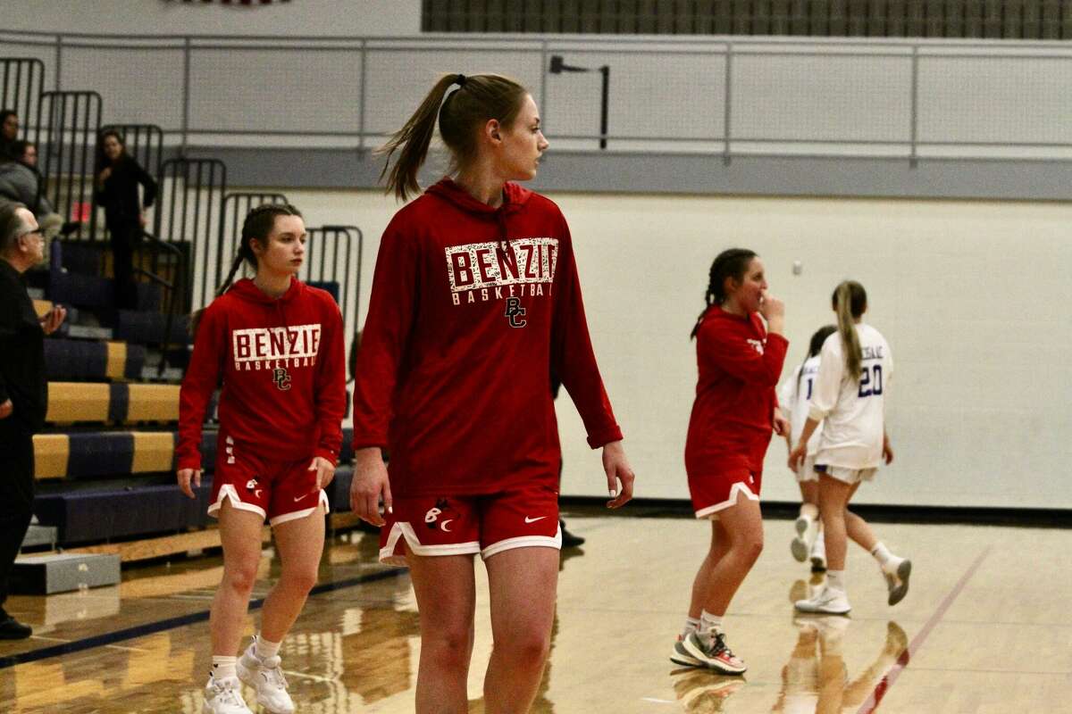 The Benzie Central girls basketball team warms up before facing the Onekama Portagers on Feb. 1.