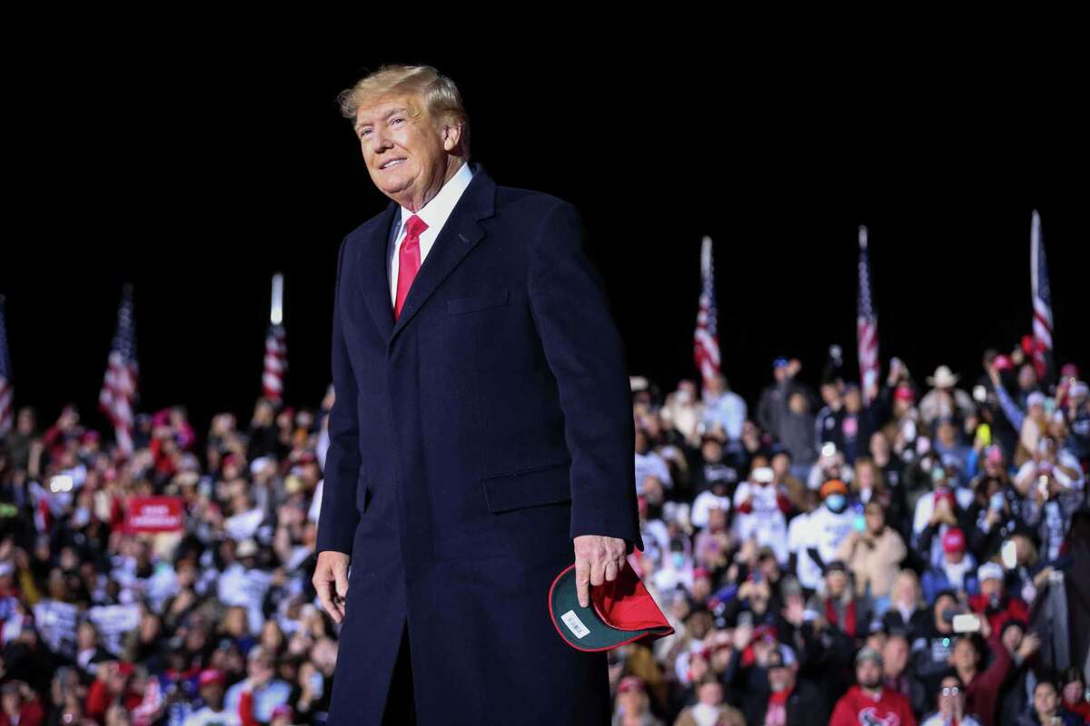 Story photo for Trump to rally in South Texas as early voting begins