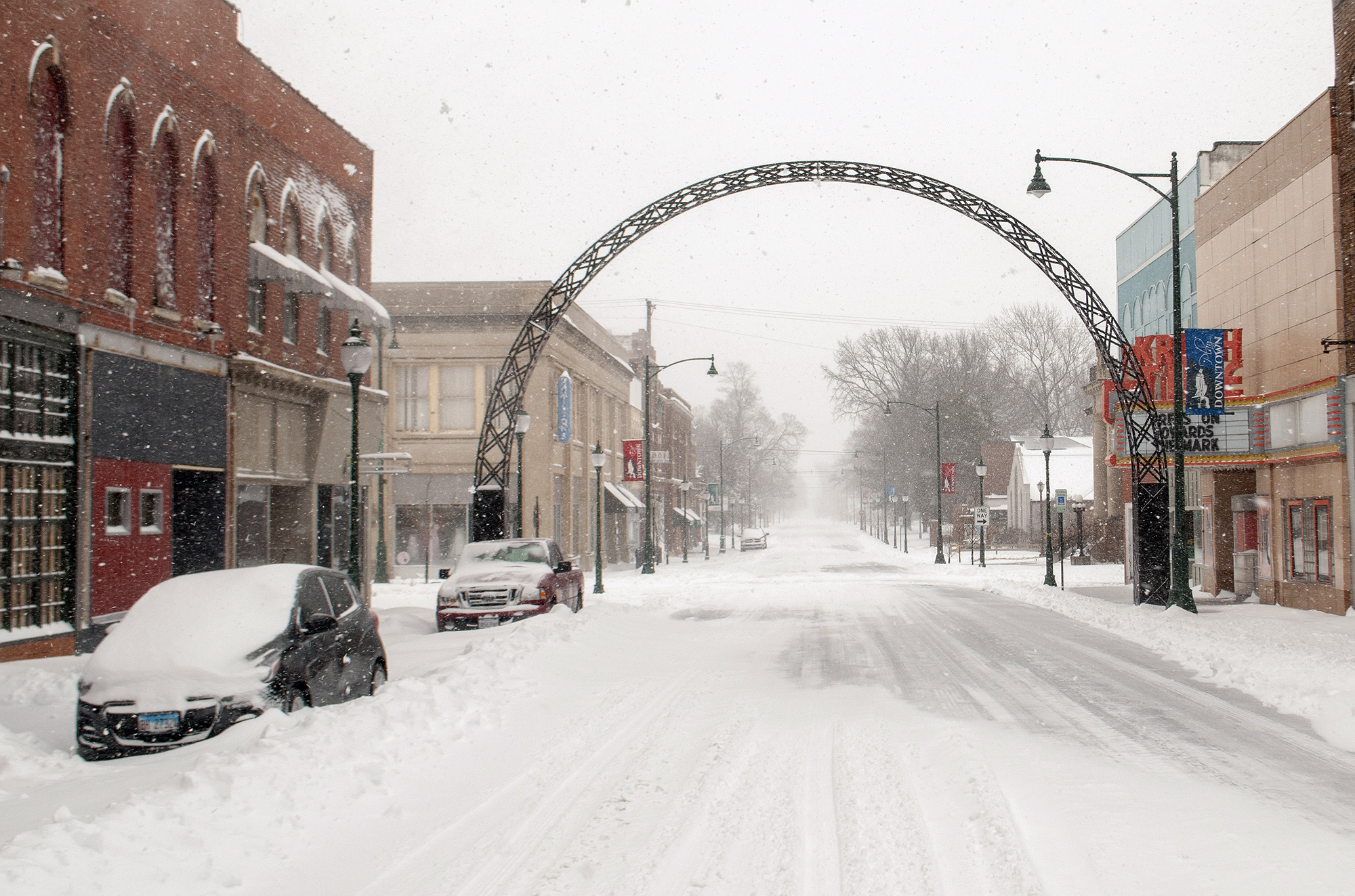 Digging out will take some time, but nothing like the 3-foot-deep mother of all snowstorms - Vimarsana News