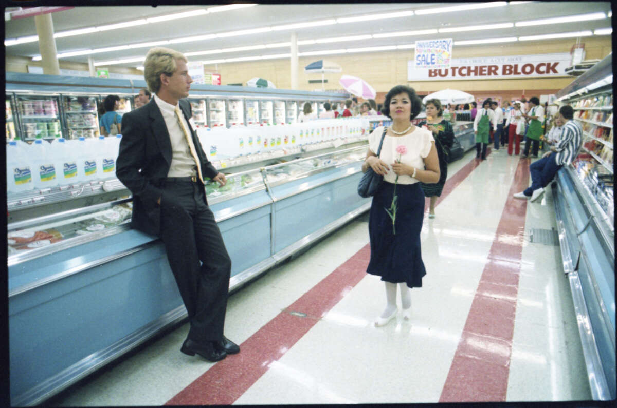 In 1986, Houston's Rice Food Market held a singles night in grocery aisles