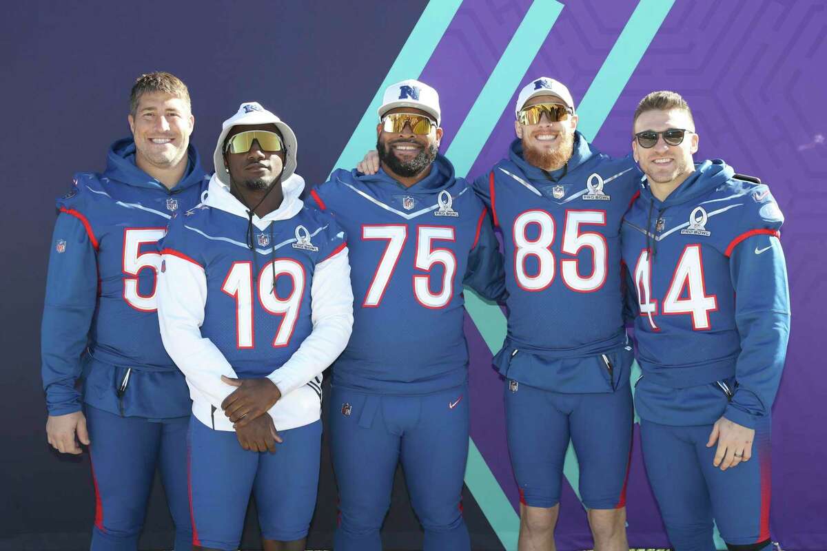 From left, Alex Mack, Deebo Samuel, Laken Tomlinson, George Kittle and Kyle Juszczyk will represent the 49ers in the Pro Bowl in Las Vegas, which kicks off at noon Sunday. ( Channel: 7Channel: 10ESPN)