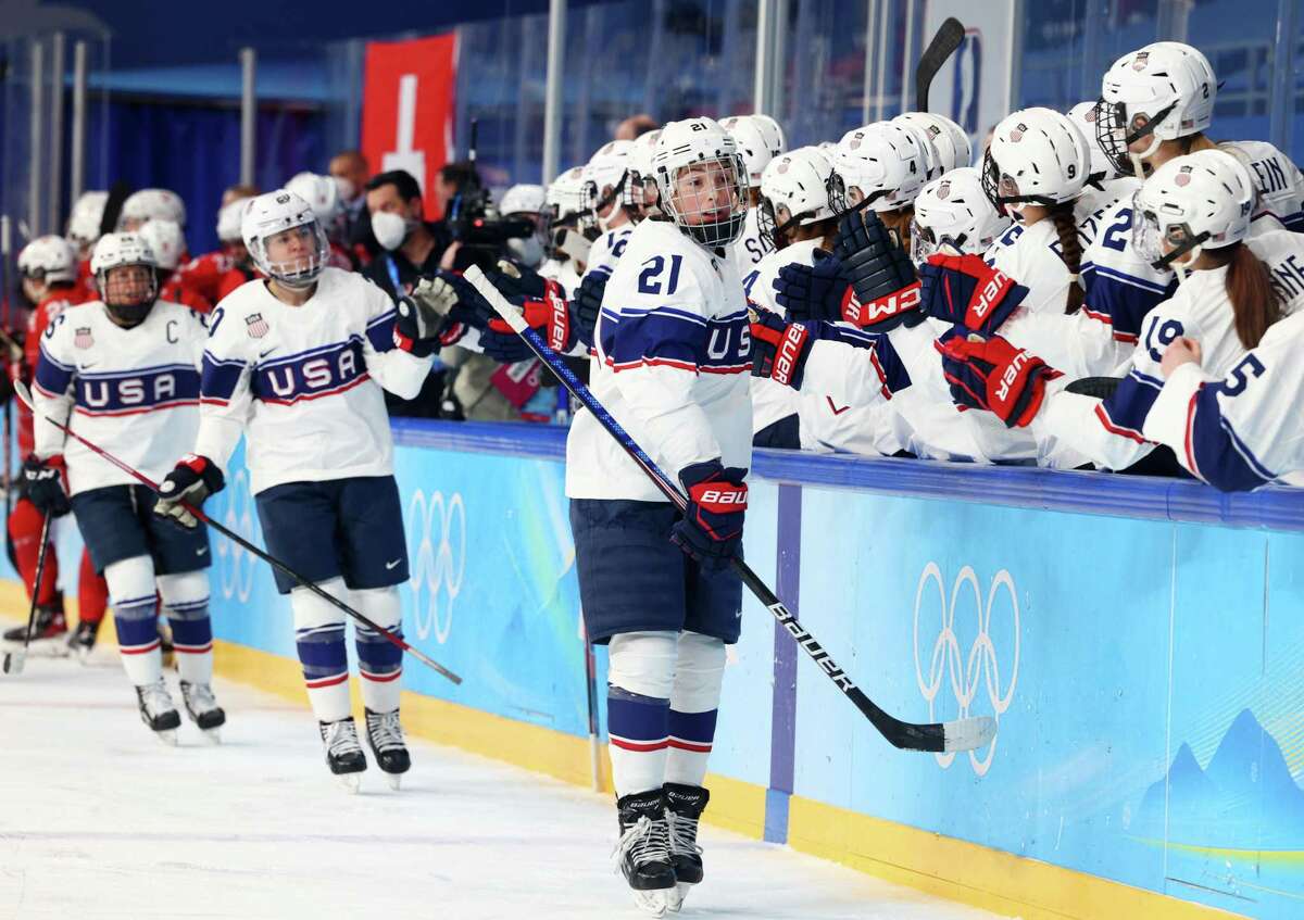 Hilary Knight Scores Two As U S Remains Unbeaten In Olympic Women S Hockey
