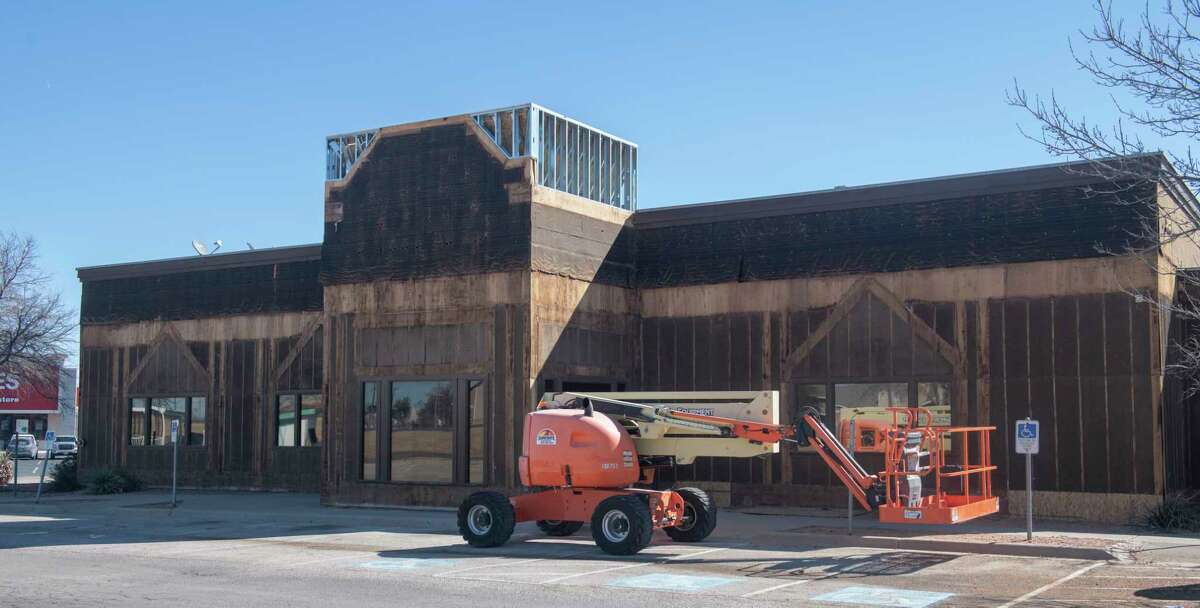 Renovations have started 02/07/2022 on the old Logan's Steakhouse as Chuy's Restaurant remodels the space to bring the new restaurant to Midland scheduled to open this year. Tim Fischer/Reporter-Telegram