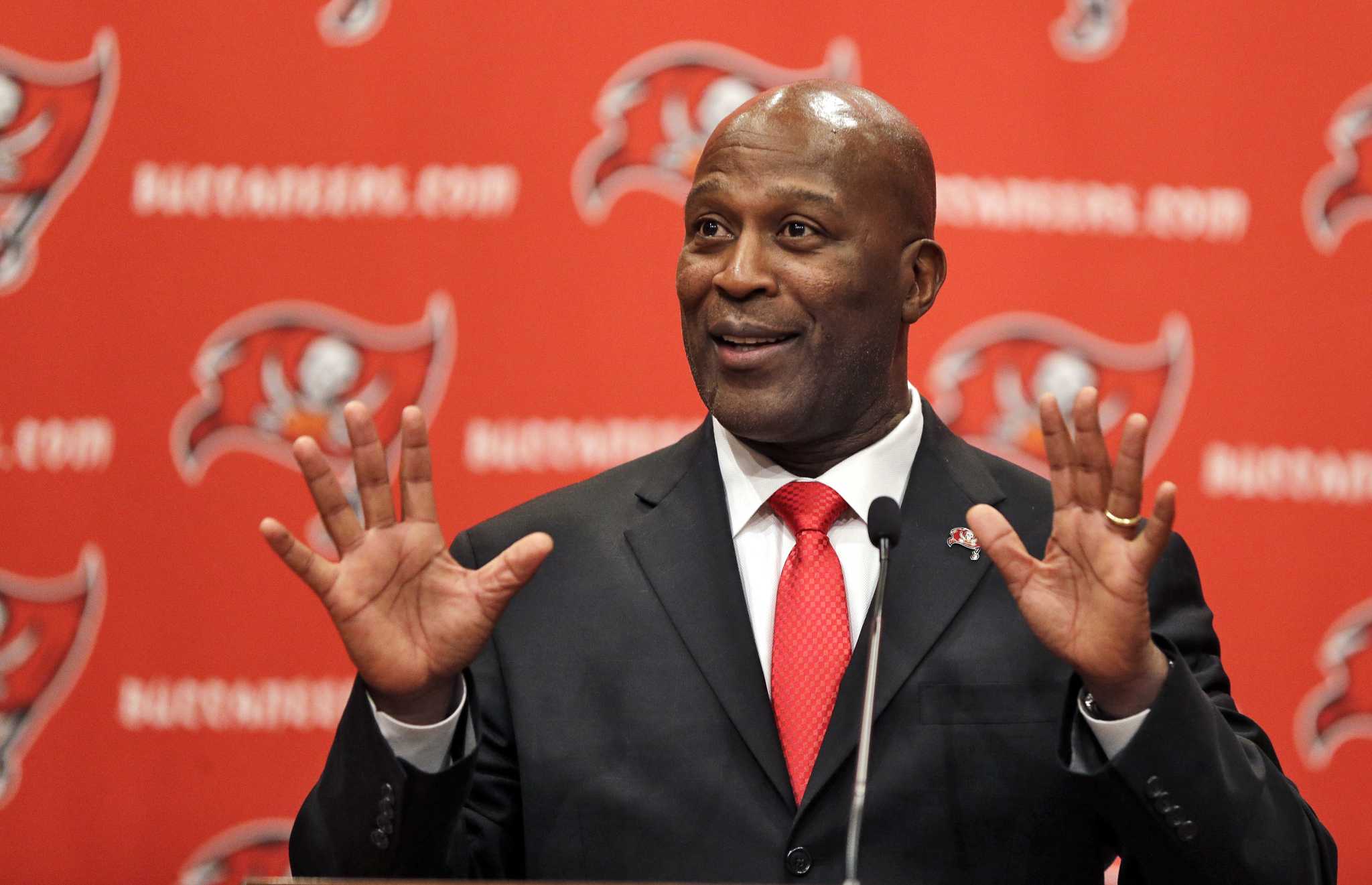 How Lovie Smith's youngest son, Miles Smith, became his right-hand man with  the Texans