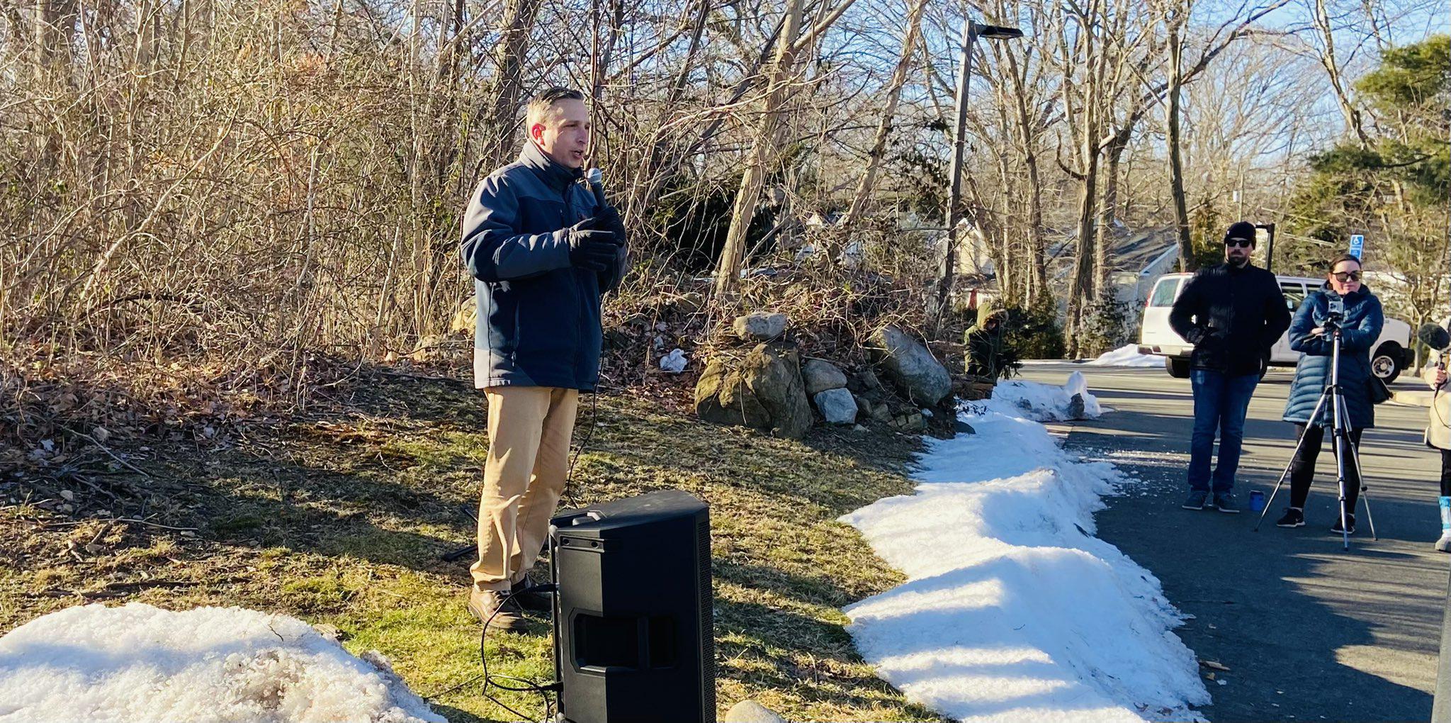 Supporters for overturned Open Choice program rally, ask Darien school board to reconsider - Vimarsana News