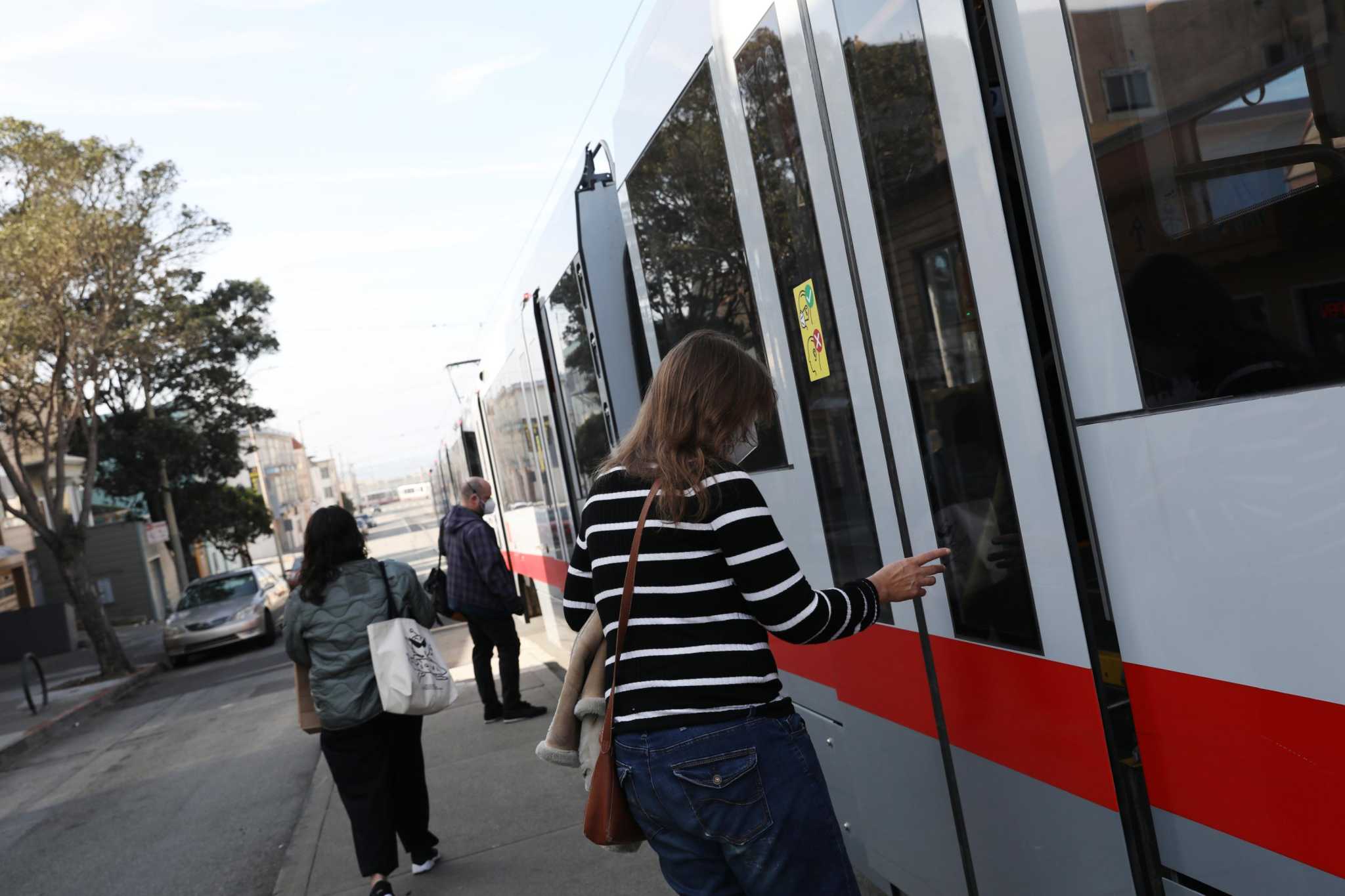 S.F. Muni service has been hobbled by omicron disruptions. Here's when service is expected to improve - Vimarsana News
