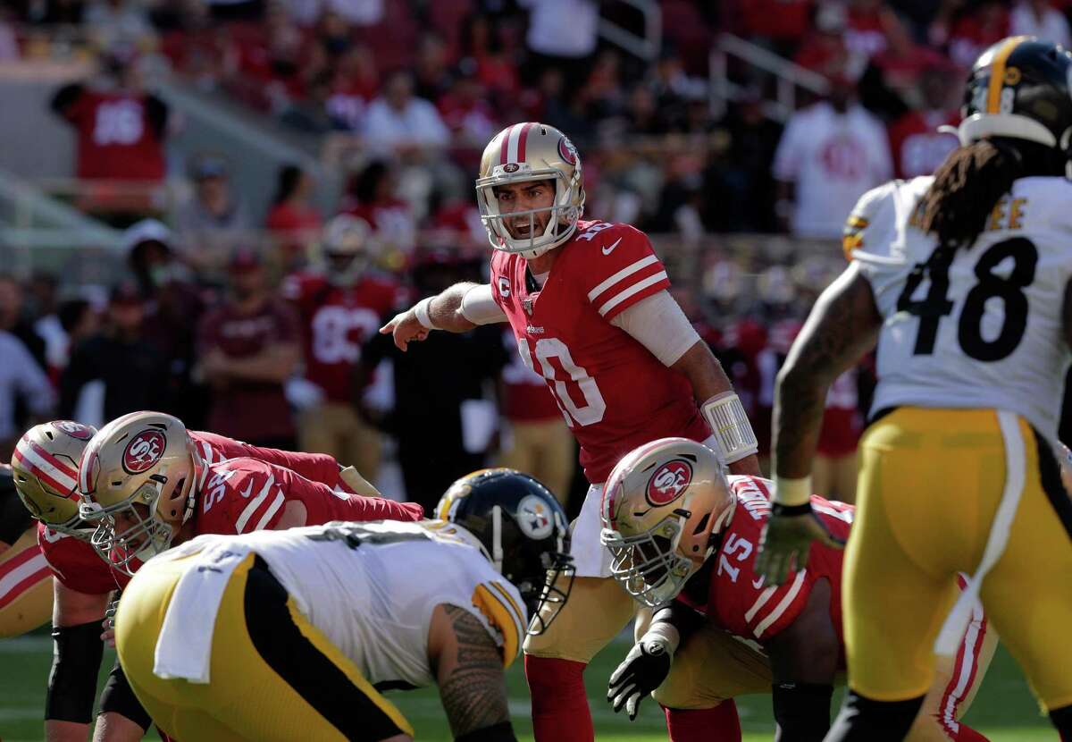 Jimmy Garoppolo (10) calls an audible late in the second half as the San Francisco 49ers played the Pittsburgh Steelers at Levi’s Stadium in Santa Clara, Calif., on Sunday, September 22, 2019.