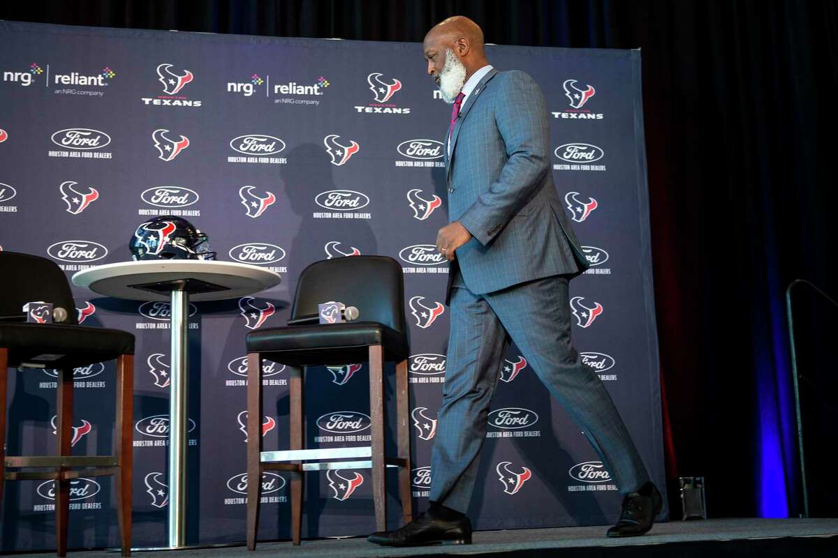 The Houston Texans have hired Lovie Smith as the team's fifth head coach in  franchise history. The Texans also promoted Pep Hamilton to offensive  coordinator and retained Frank Ross as special teams