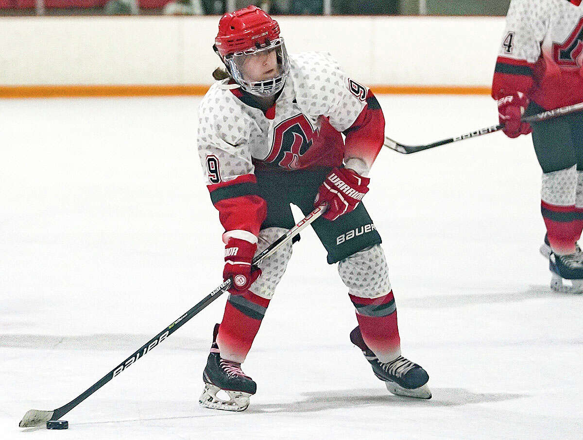 Alton's Landon  Braundemeir scored all three goals for the Redbirds in Tuesday's 3-1 victory over Bethalto in Game 1 of their best-of-three MVCHA playoff series at the East Alton Ice Arena.