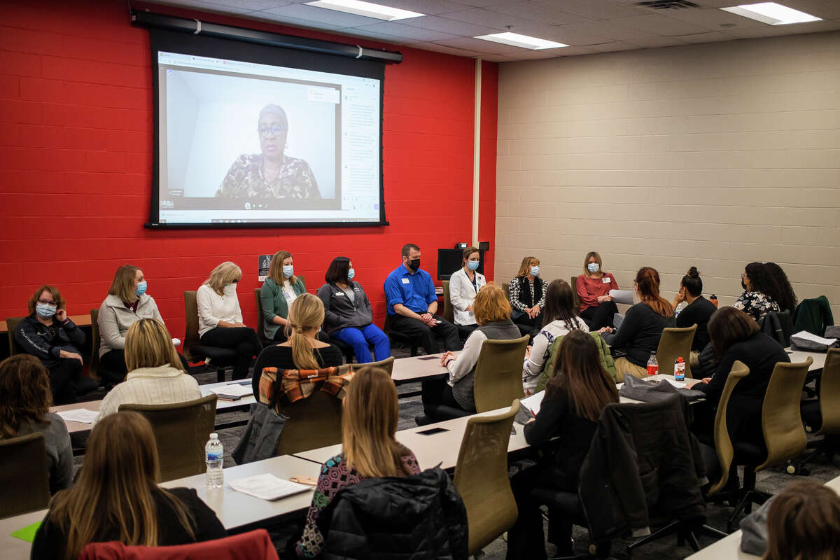Davenport University's Midland campus hosts a job fair and forum for its nursing students in collaboration with Select Health Wednesday, Feb. 9, 2022.