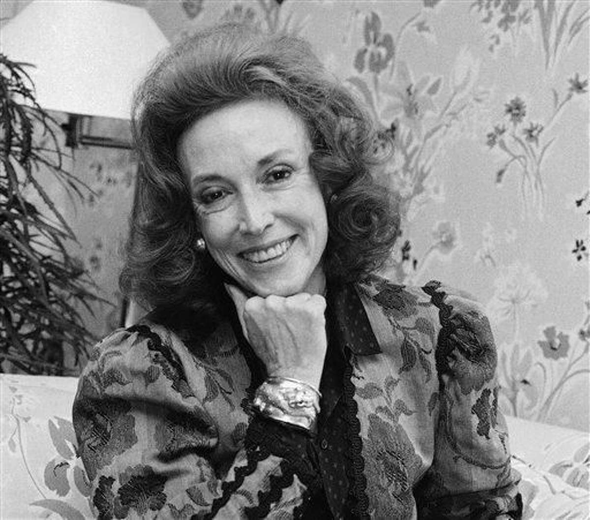 Helen Gurley Brown, the Longtime Cosmo Editor, Was the Original Carrie Bradshaw