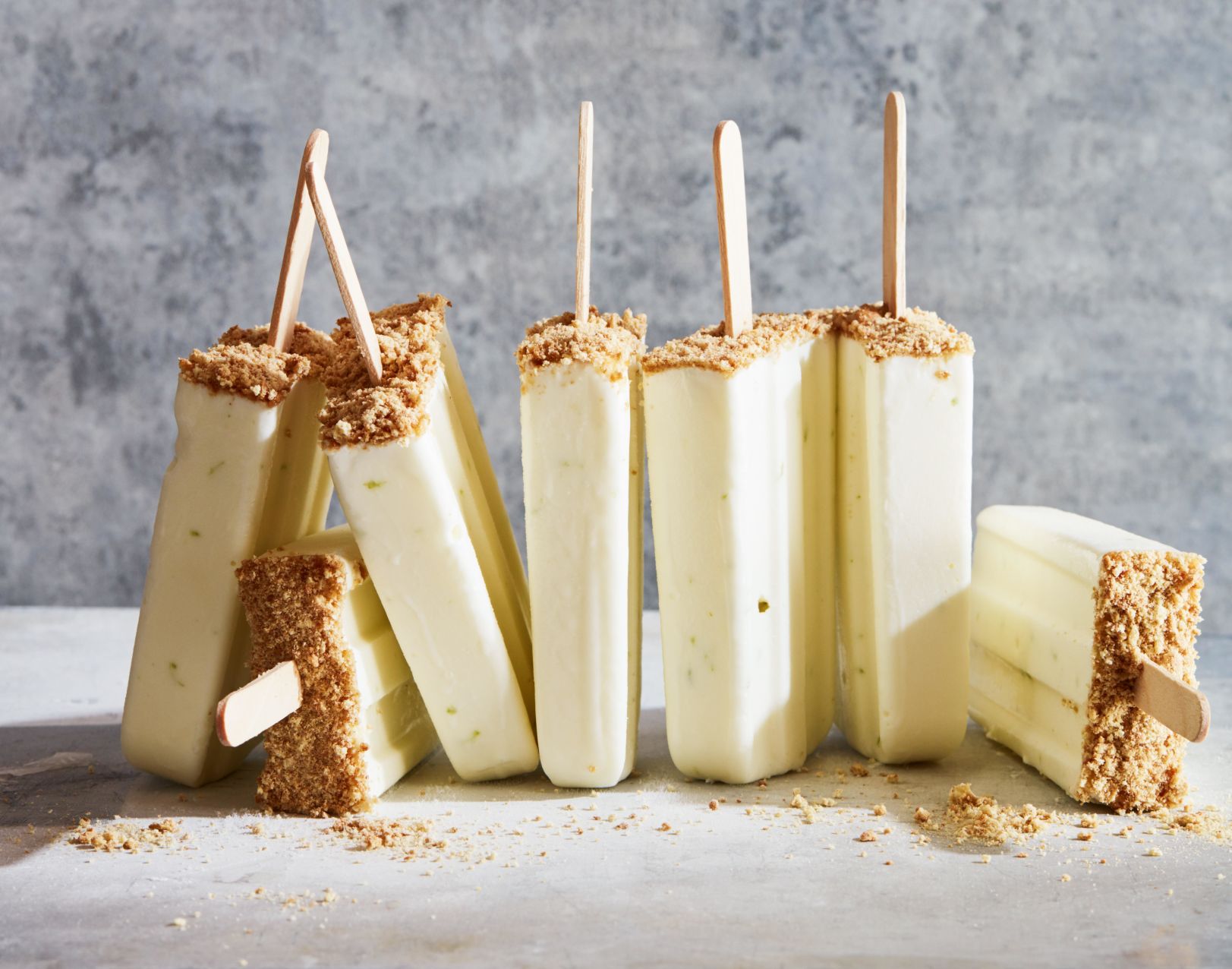 How to make tangy frozen yogurt treats at home