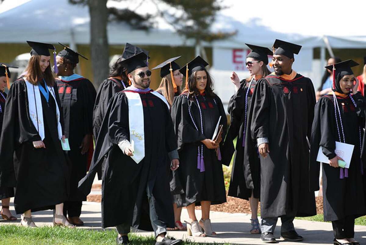 University of Hartford graduates more than 1,000 at May 19 ceremony
