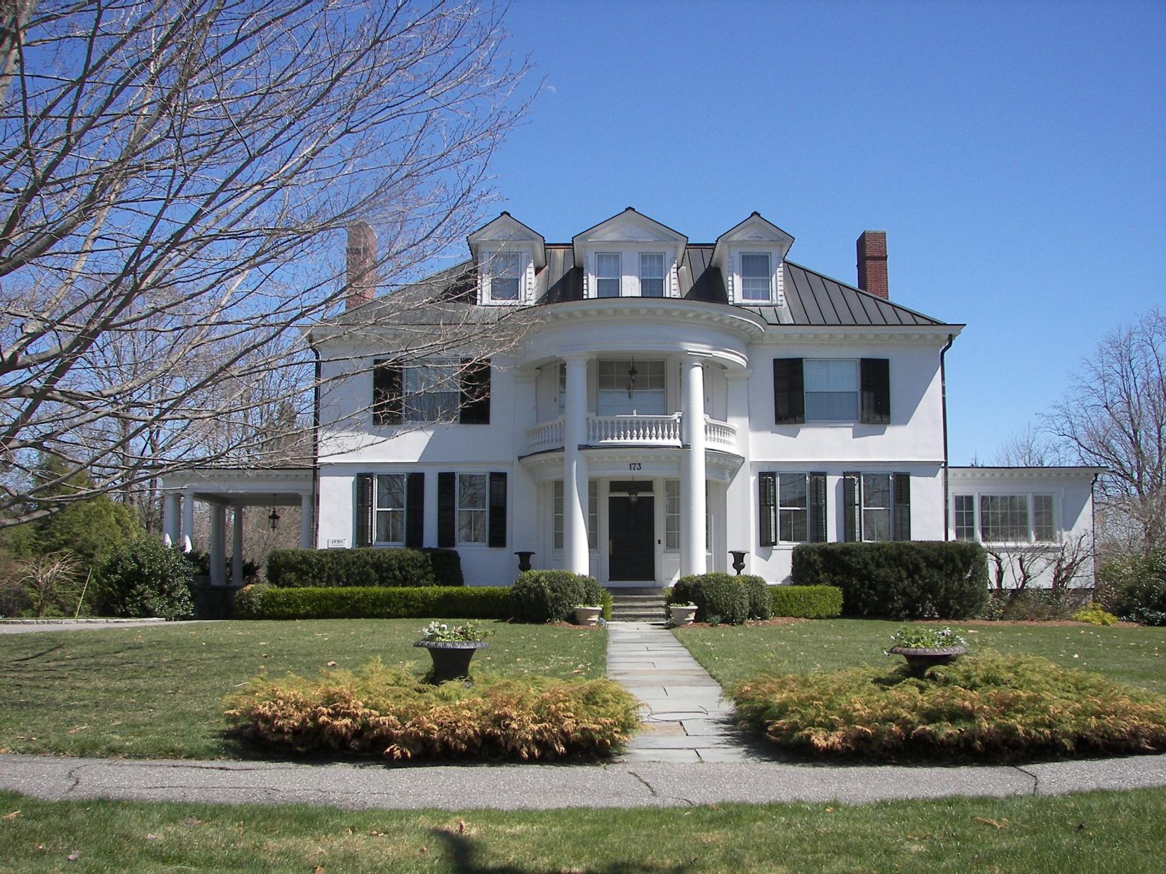 Litchfield House Designed by Architect Ehrick K. Rossiter on the Market
