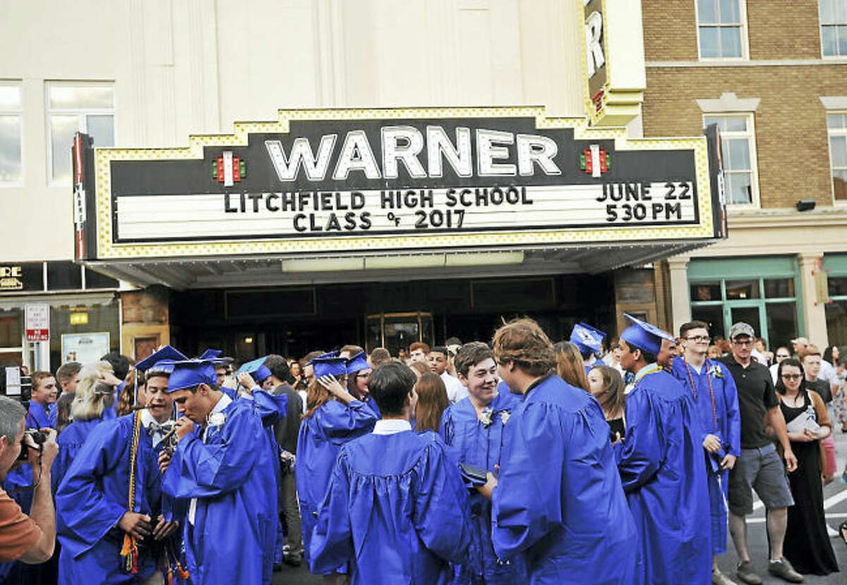 Litchfield High School class of 2017 recognized at graduation