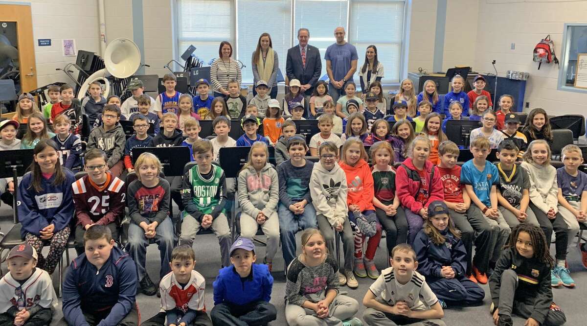 State Rep. John Piscopo meets with Burlington students