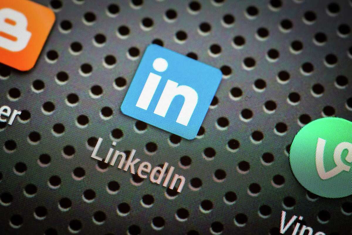 JS101 will host a class on networking on LinkedIn on Thursday.