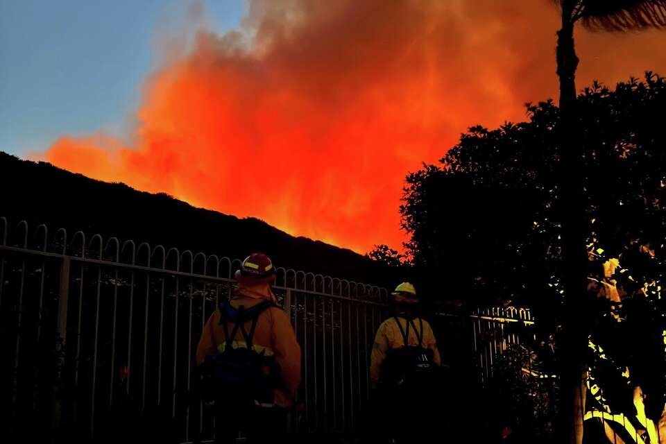 Wildfire In Laguna Beach Grows To 145 Acres Triggers Evacuations 7113