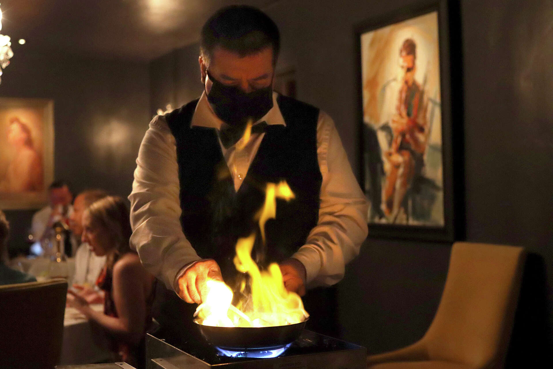 Melvyn's is the most Rat Pack restaurant in Palm Springs Melvyn's is the most Rat Pack restaurant in Palm Springs