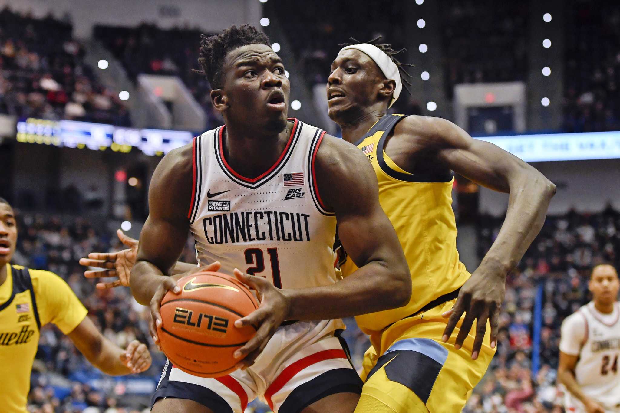 No. 24 UConn at No. 25 Xavier men’s basketball Time, TV and what you