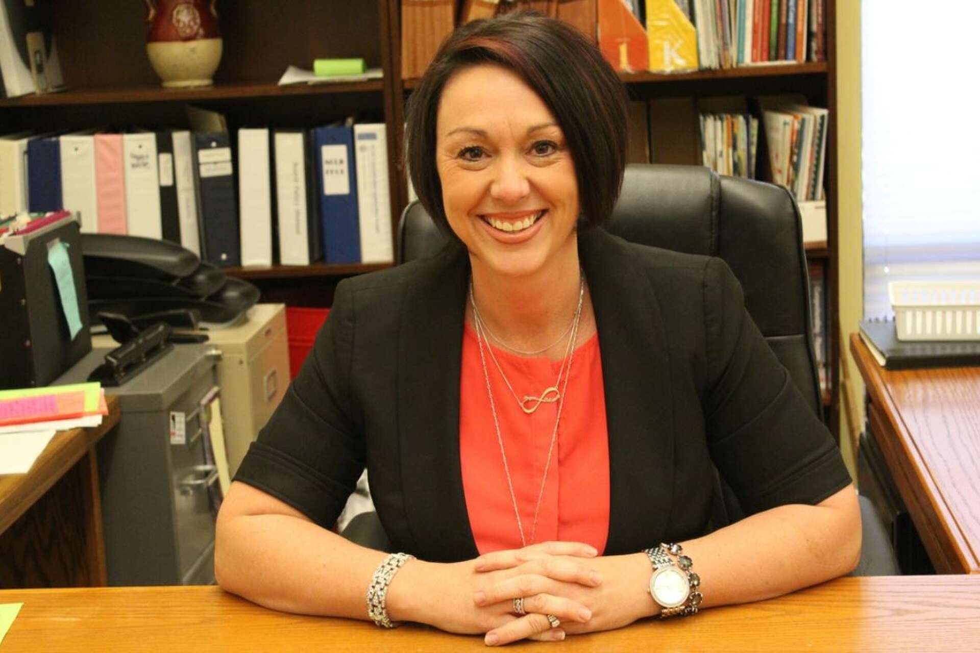 2 Bethalto School Board members abruptly resign before meeting