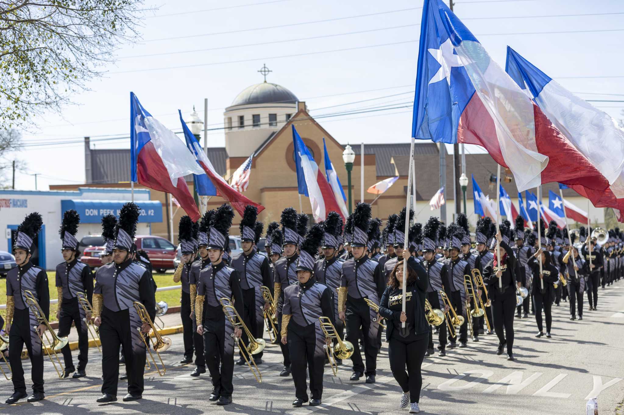 Conroe’s Go Texan parade back in the saddle Saturday