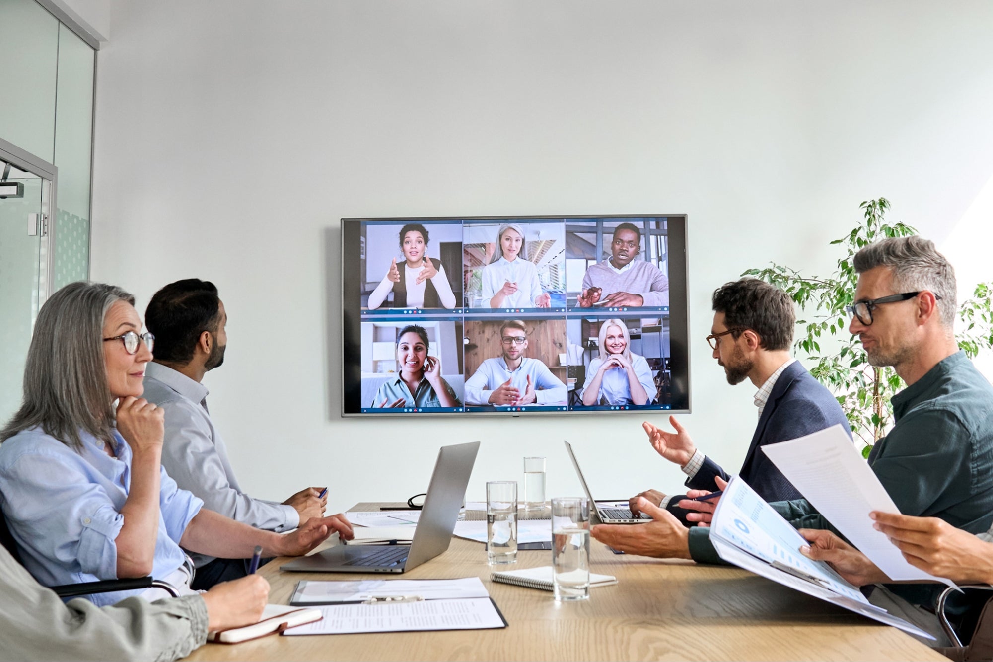 What the World of Hybrid Work Will Look Like in the Future