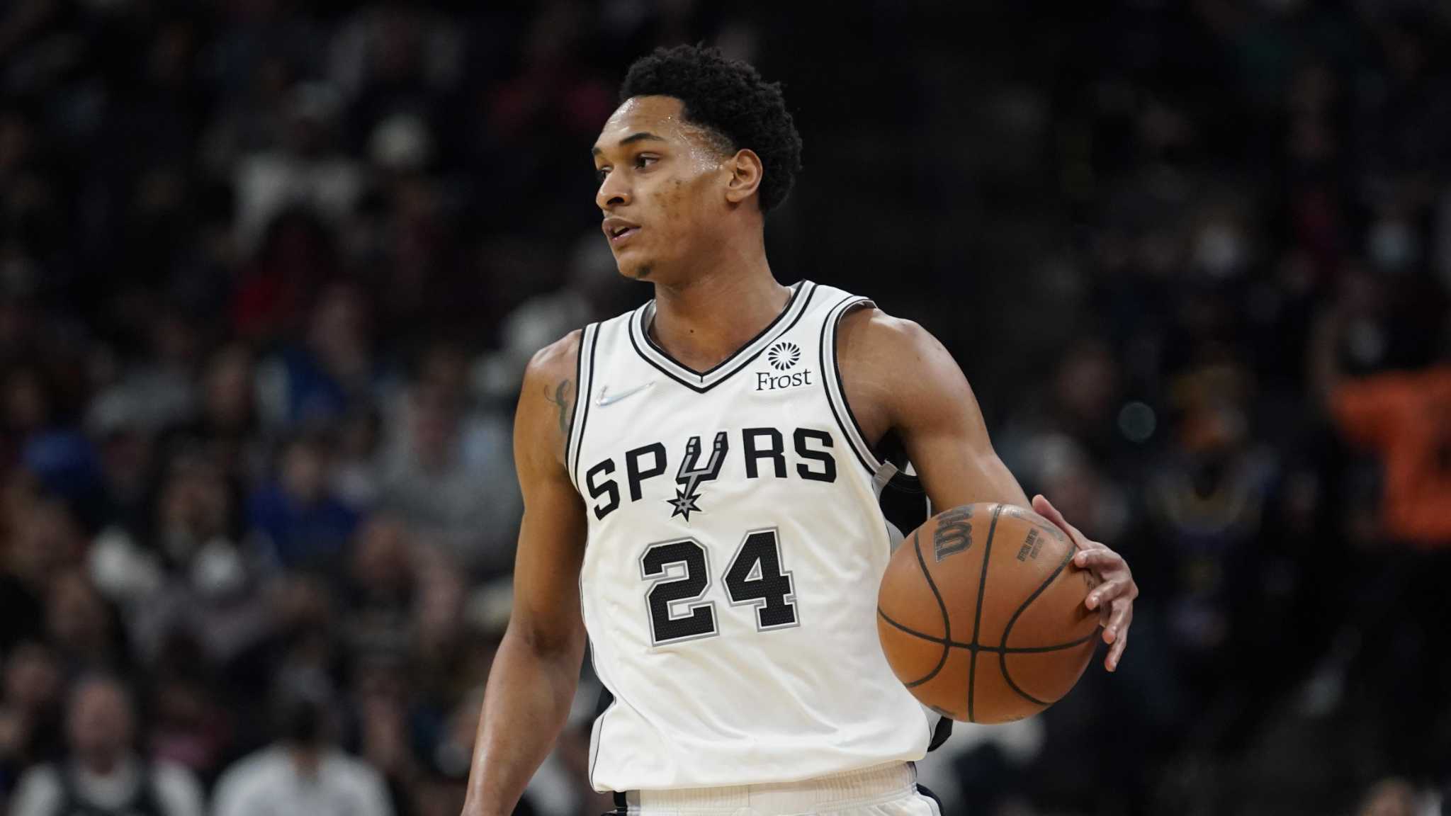 Devin Vassel agrees to a 5-year USD 146 Million extension with San Antonio  Spurs; details inside