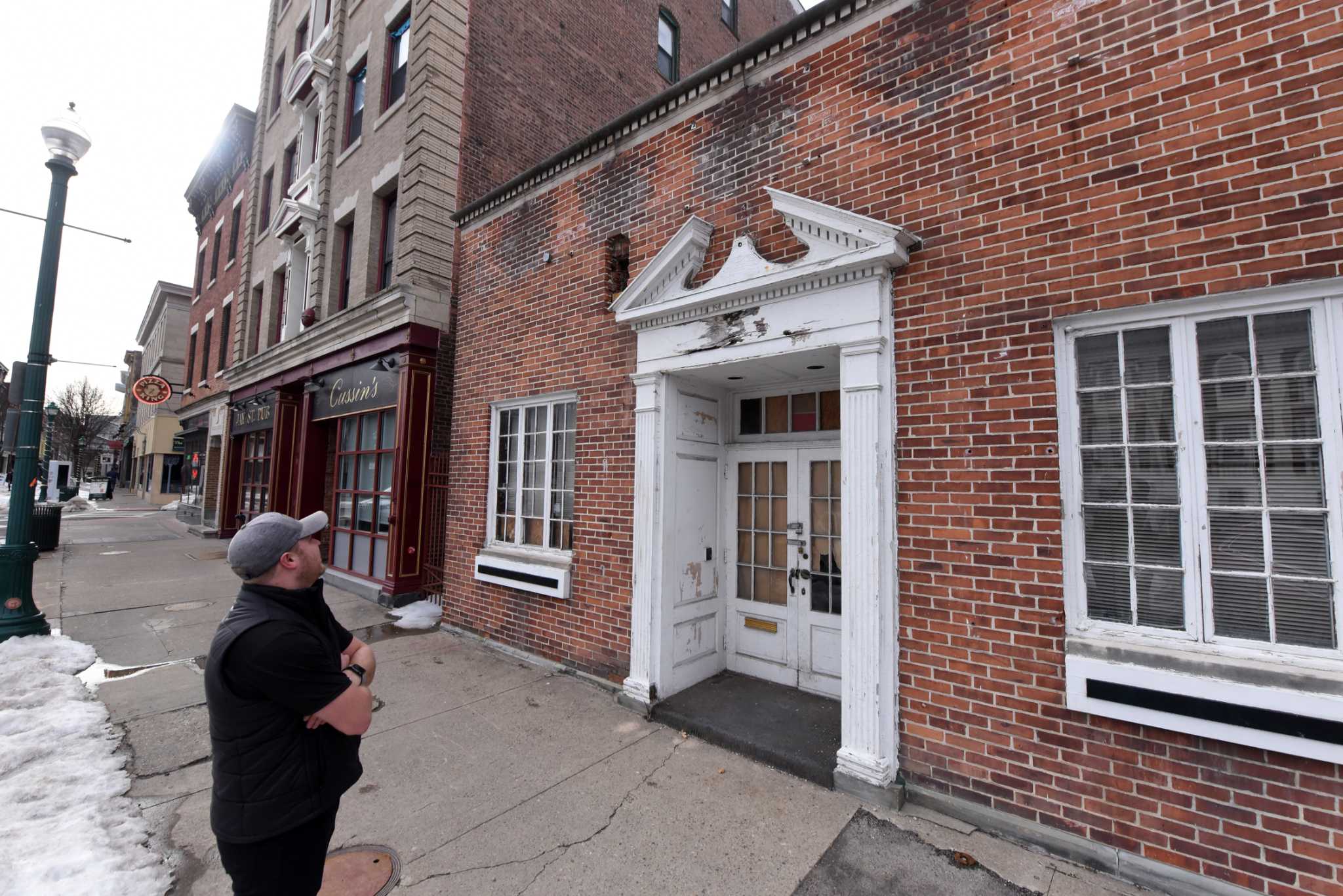 Pub owner eyes Schenectady live music venue across from City Hall - Vimarsana News