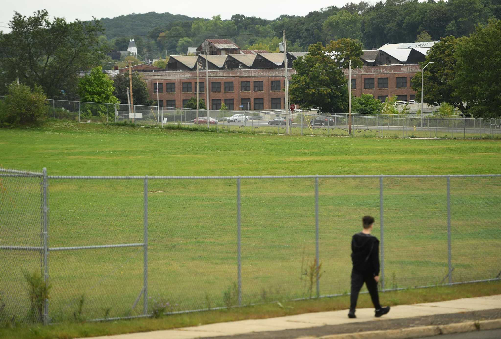 Ansonia approves Olson Drive land sale to developer