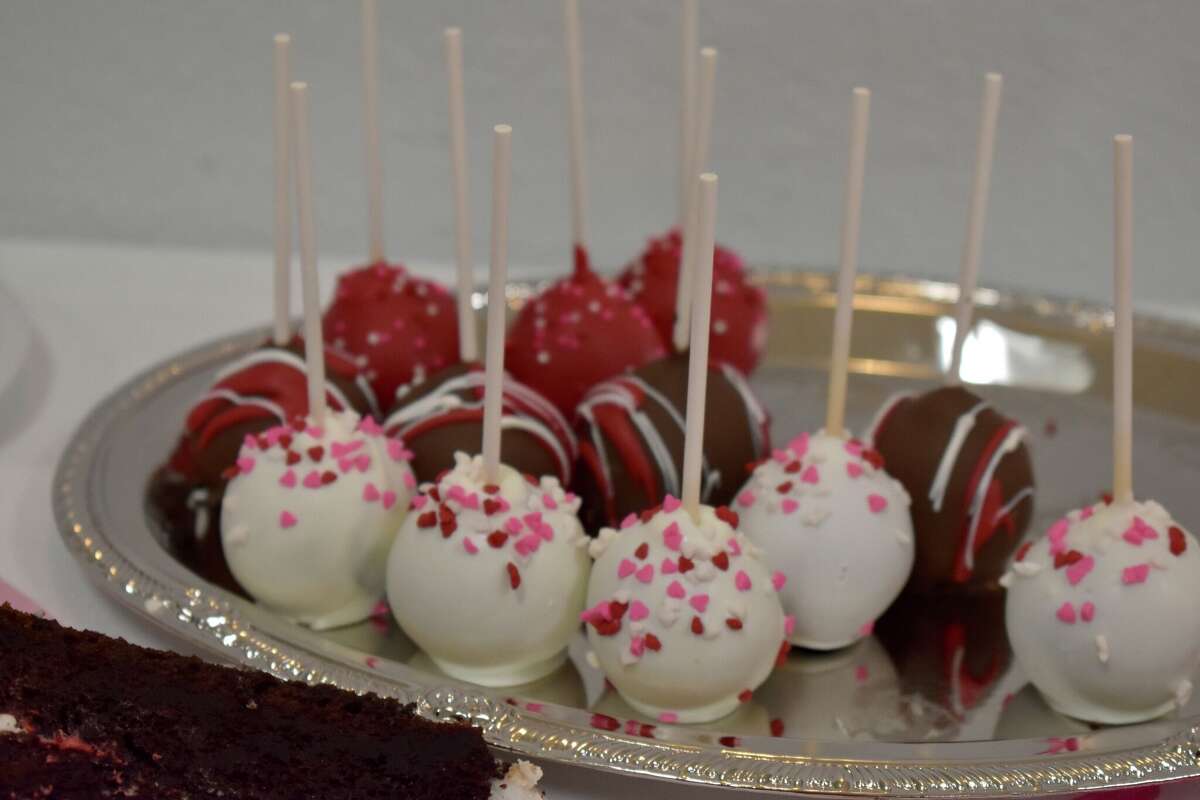 The Big Rapids Eagles hosted a Valentine's blue jean ball evening that featured dinner, dessert, specialty drinks, music and dancing throughout the evening. 