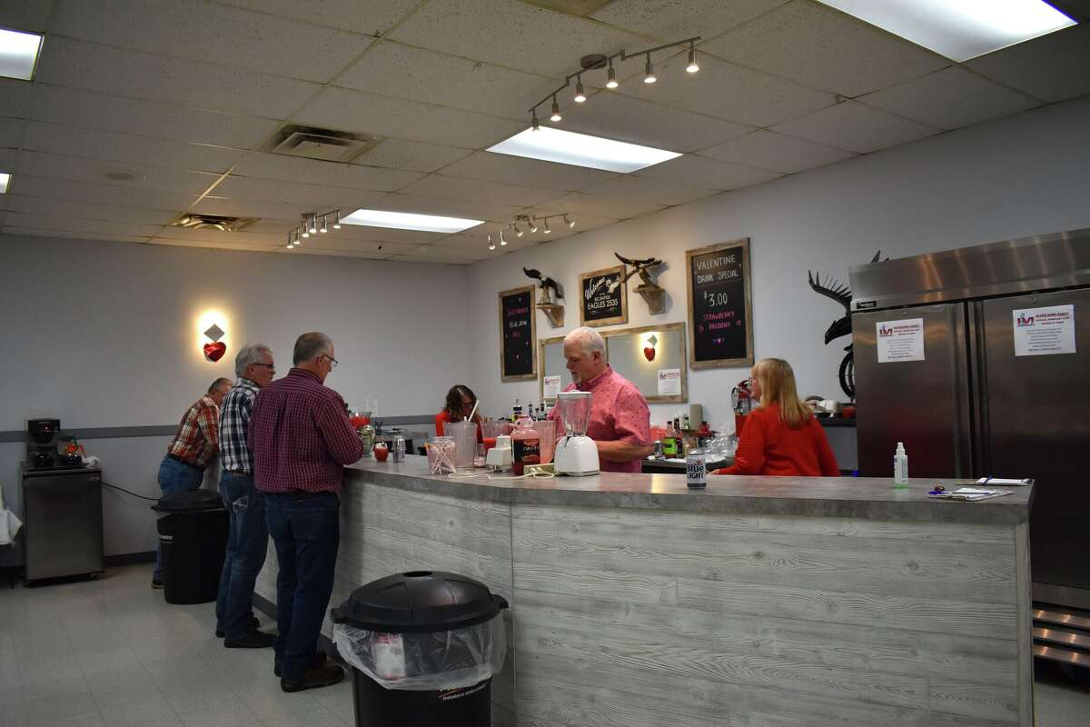 The Big Rapids Eagles hosted a Valentine's blue jean ball evening that featured dinner, dessert, specialty drinks, music and dancing throughout the evening. 