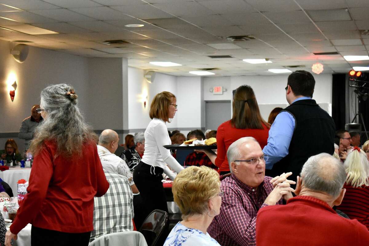 The Big Rapids Eagles hosted a Valentine's blue jean ball evening that featured dinner, dessert, specialty drinks, music and dancing throughout the evening. 