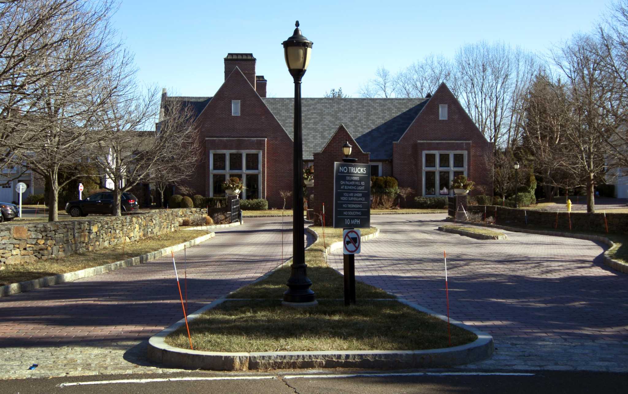 In Stamford, dueling city boards argue over delivery of petition signatures - Vimarsana News