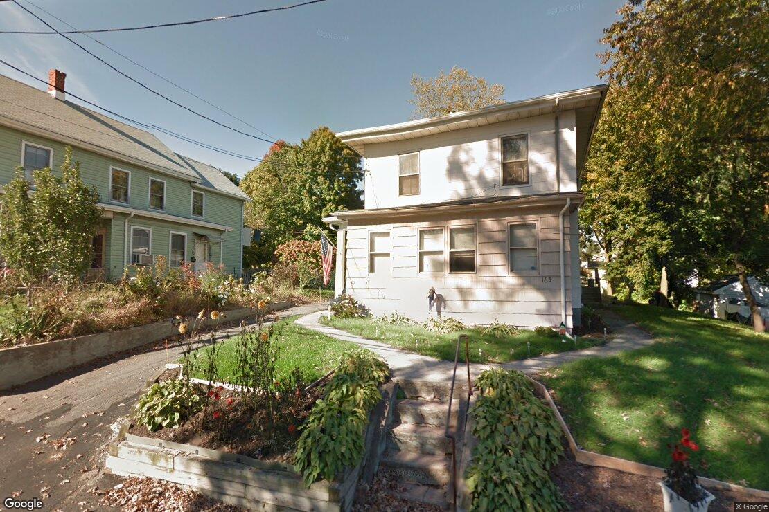 Duplex sells for 205,000 in Southington