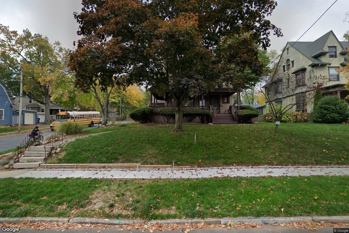 Duplex in Hartford sells for 375,000