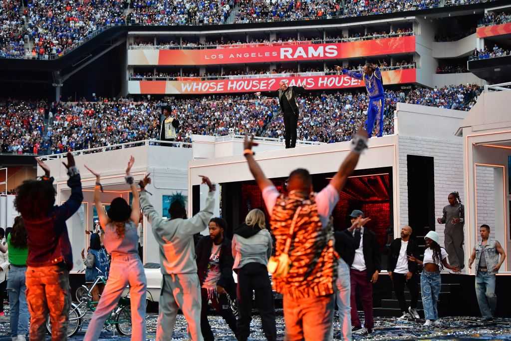 rams halftime show today