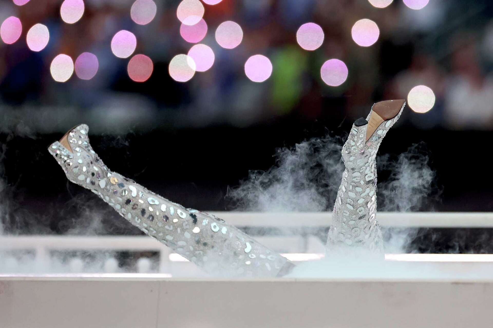 A Houston hair company is behind Mary J. Blige's goddess locks at