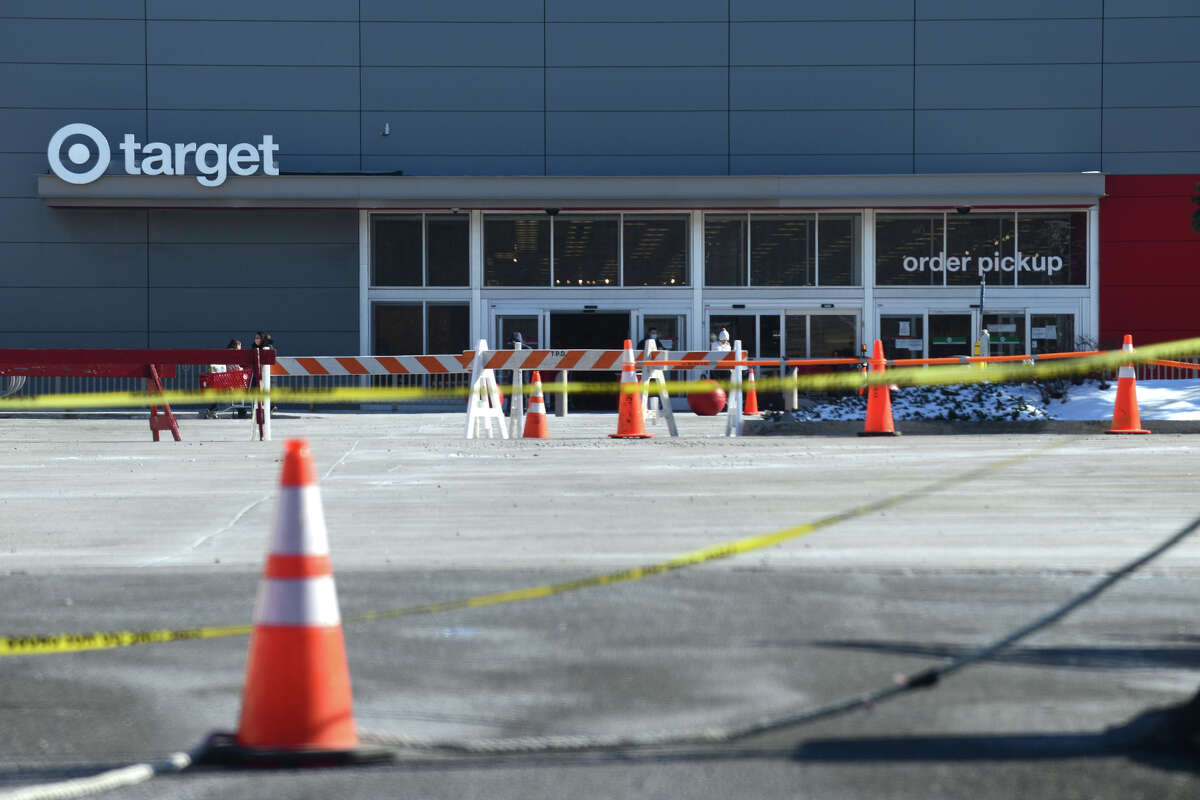 Trumbull mall parking deck repairs to begin soon