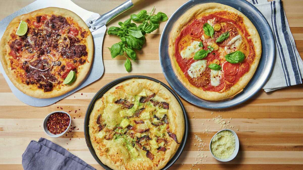 Shoot the Moon, a selfserve bar, closes in Spring Branch