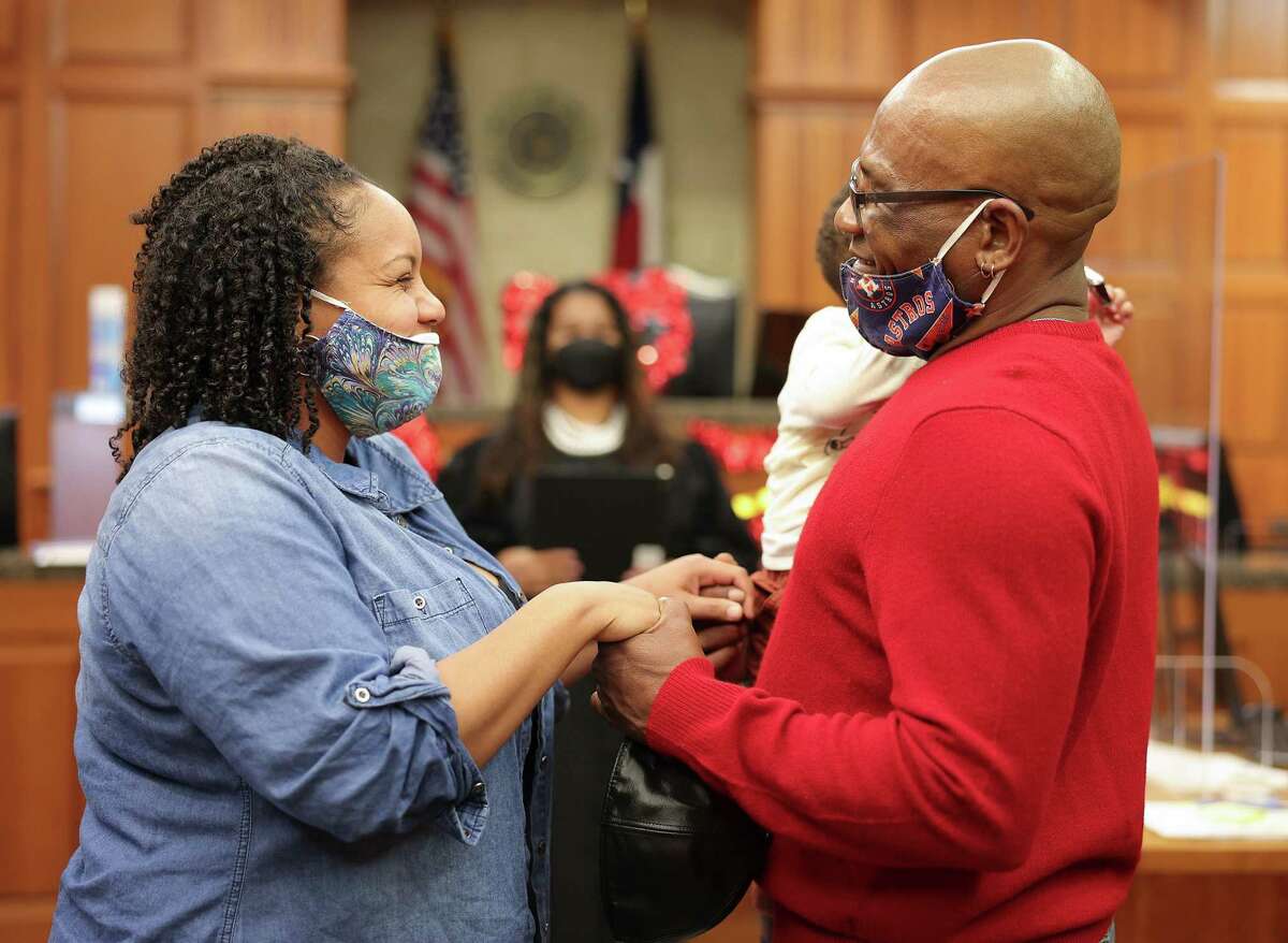 Houston Couples Flock To Courthouse For Valentine’s Day To Exchange ...