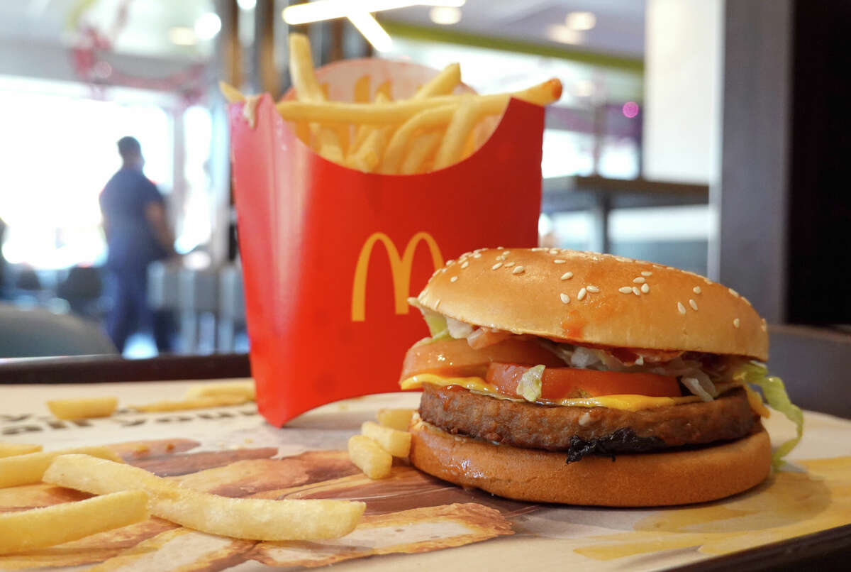 Is McDonald's Meat Real In 2022? (Beef, Chicken, Fish + More)