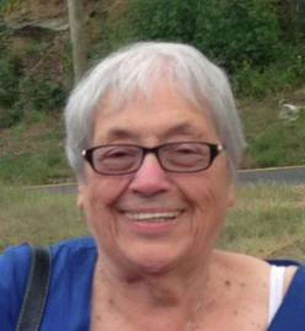 Gail Poklemba, Trumbull Senior Center volunteer, employee, died at 86.