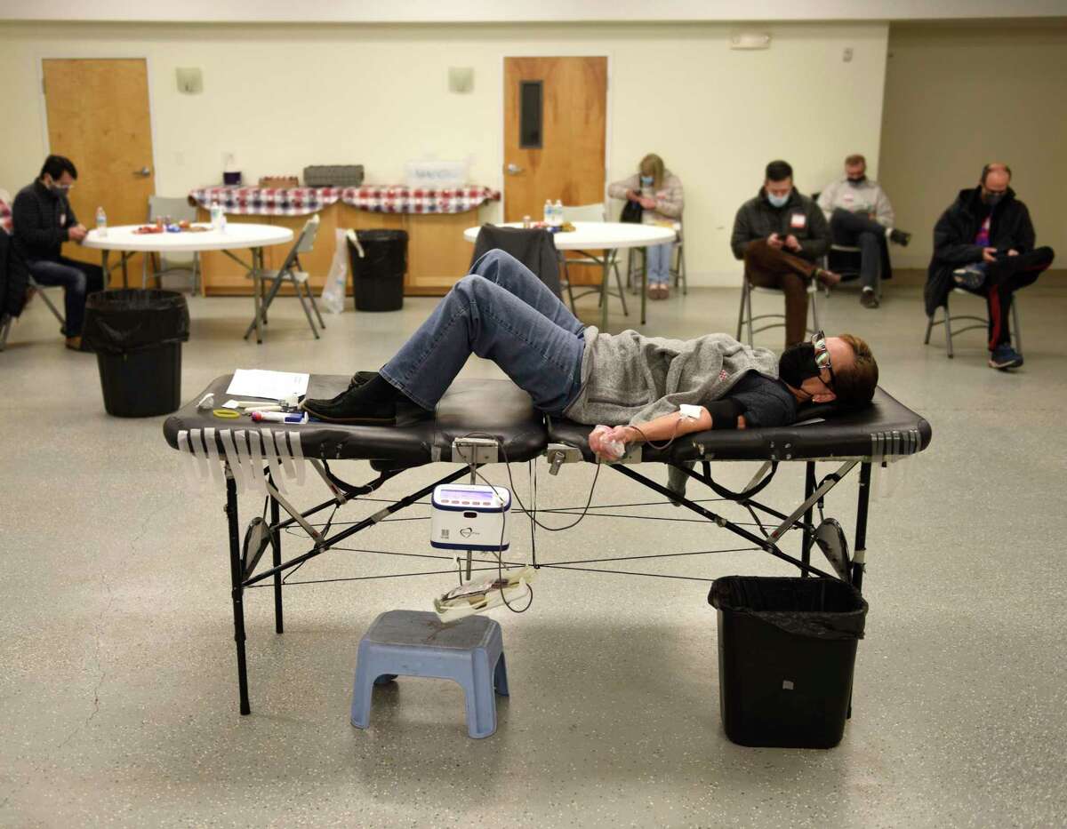 In Photos Blood donors line up in Stamford to help fight nationwide