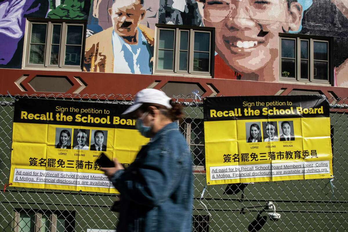 学校董事会的召回行动在包括唐人街在内的旧金山社区得到了大力宣传。