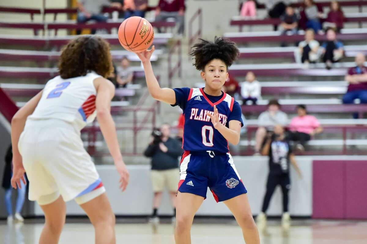 The Plainview High School Lady Bulldogs fell to the Monterey Lady Plainsmen in the bi-district playoff round in Littlefield on Tuesday (Feb. 15, 2022). 
