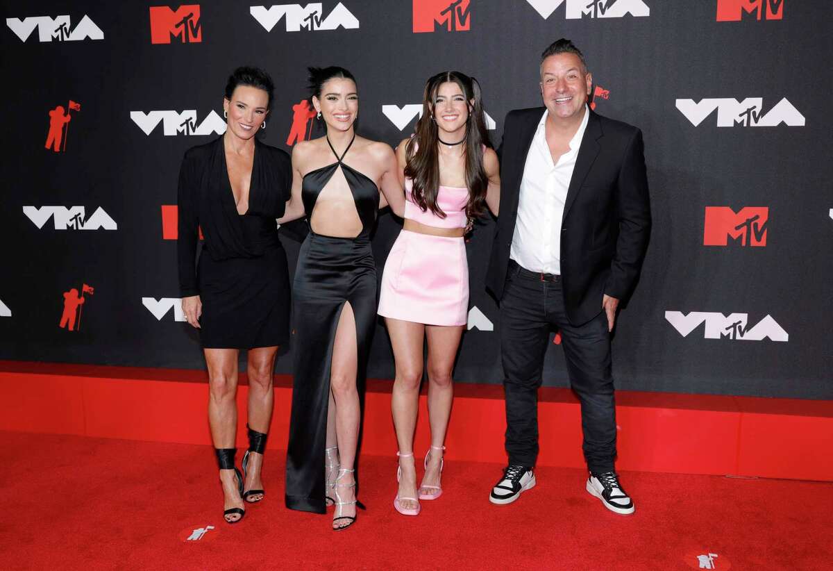Heidi D'Amelio, Dixie D'Amelio, Charli D'Amelio and Marc D'Amelio attend the 2021 MTV Video Music Awards at Barclays Center on September 12, 2021.
